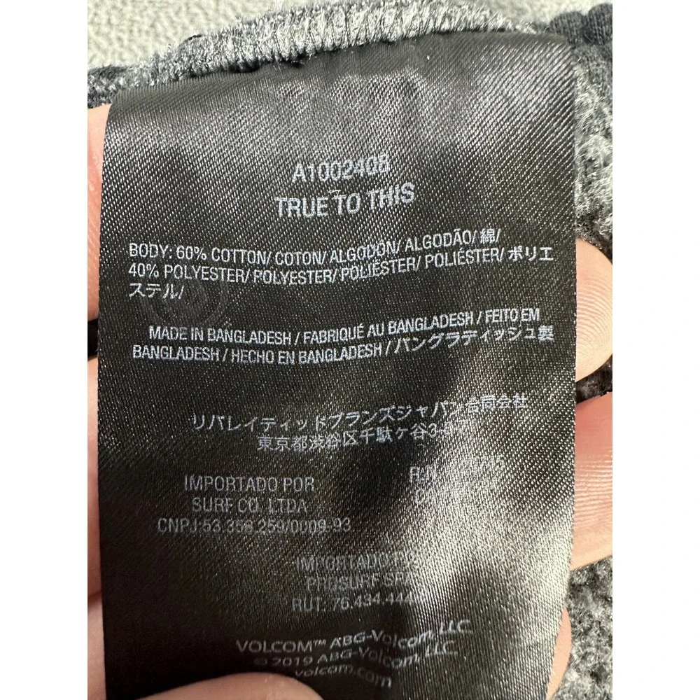 Volcom item sweat